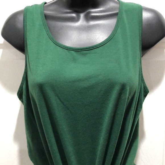 Shein green jumpsuit - Picture 2 of 5